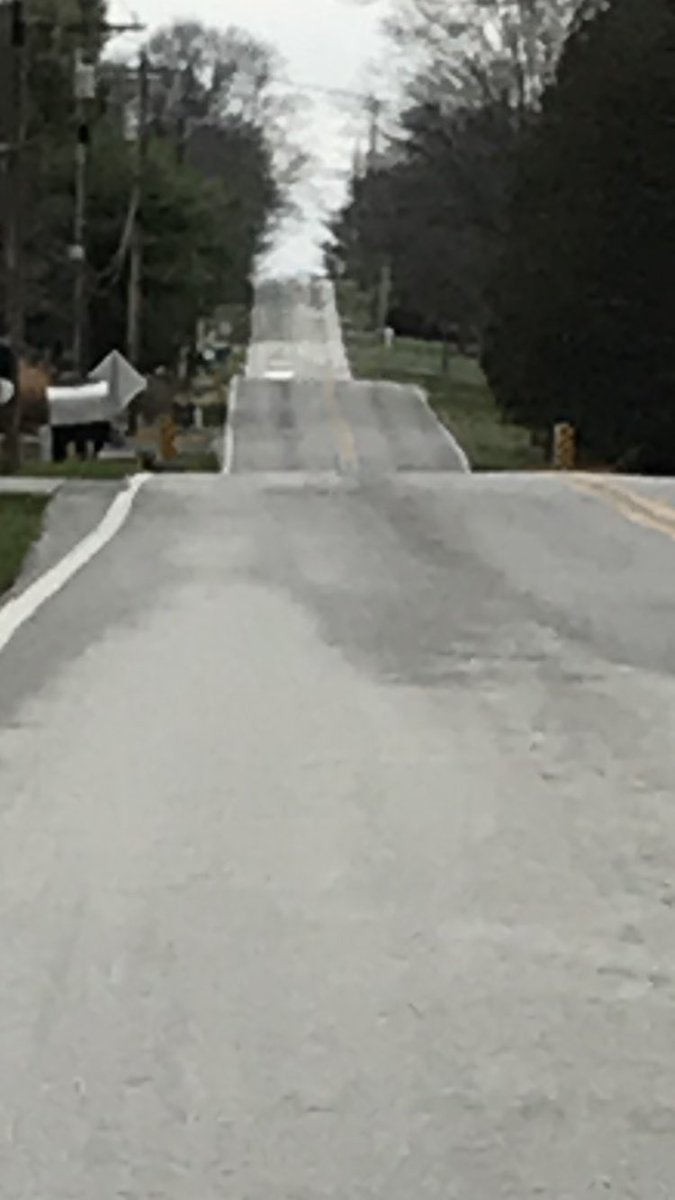 RobRueff's tweet photo. The hills this morning #runchat #hillsarespeedworkindisguise #aimhigh #findsomerunhappy #trainhigher #improveeveryday #dowork #raisethebar #commit #turkeytrot https://t.co/dCnsxEVJsu
