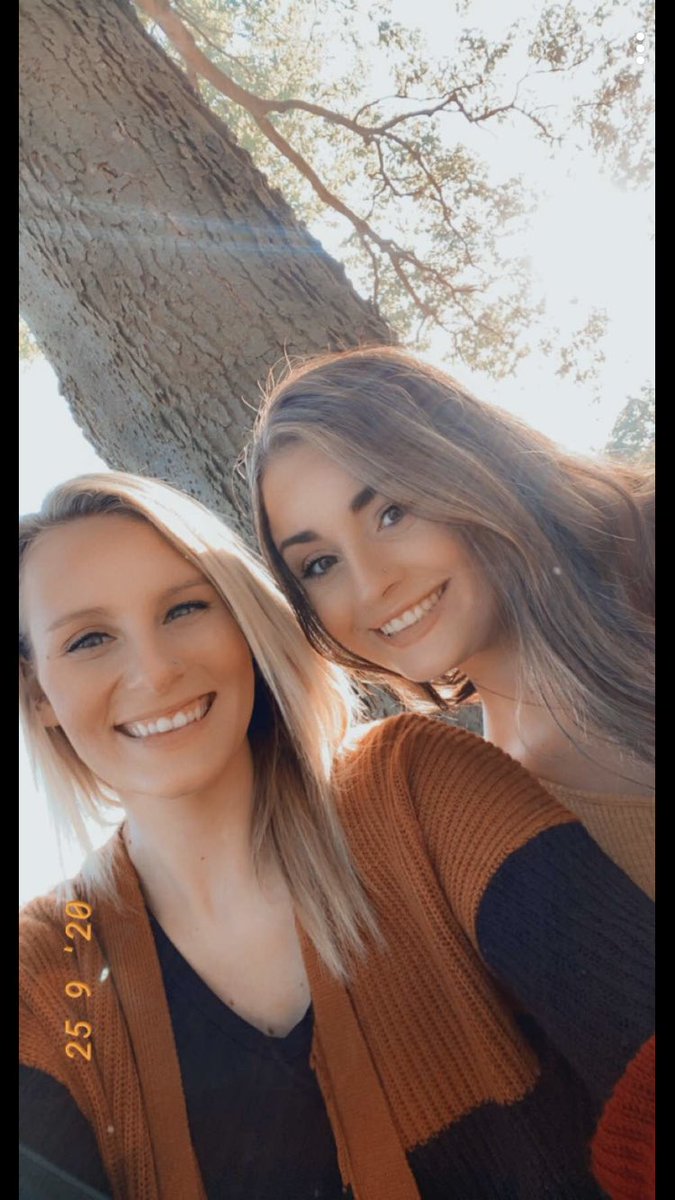 kpierceall05's tweet photo. Beyond grateful for my family, my best friend, and my amazing boyfriend❤️ I love every single one of you❤️ https://t.co/94b6l4NZBV