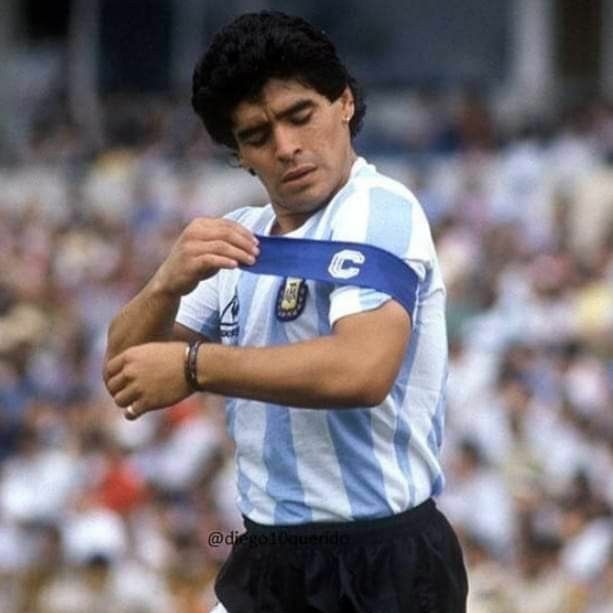 FVM87's tweet photo. Eternamente gracias, Diego. Hasta siempre. https://t.co/Q9fWS2Zw0B