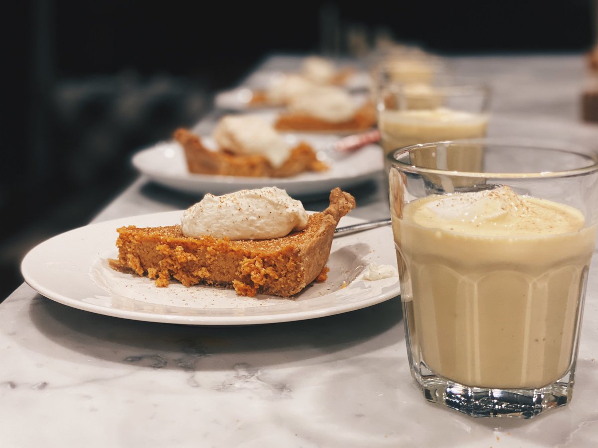 Eggnog has been poured, and i’m wearing my holiday flanel reindeer pants...so, full bore over here folks. #homemadepumpkinpie #homemadewhippedcream #nutmegdusting  #lovebuildrun