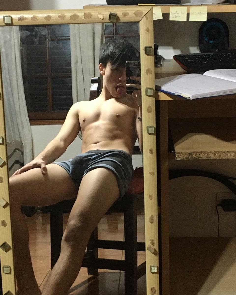 Andy75882969's tweet photo. Algunas fotos viejas🙈🐽 https://t.co/r3aG0yY5a6
