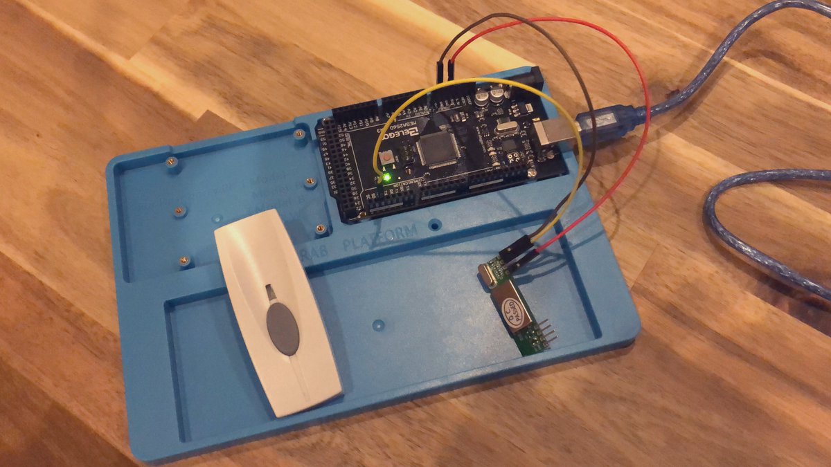 Robin Hawkes tweet media