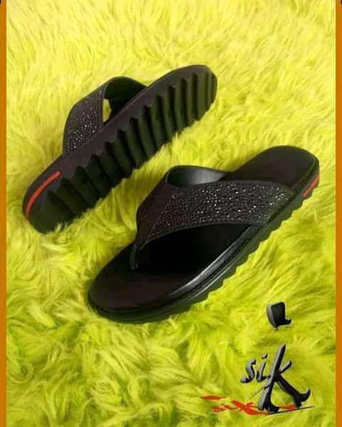 earn_wit_andrea's tweet photo. PLEASE DONT SCROLL WITHOUT RETWEETING 🙏🏻
 I have these beautiful hand-made shoes at affordable price

Price:#5000
Location: Kadun, Nigeria 
Call:08036978279 or send a dm for your orders 

WhatsApp link: https://t.co/9CsmeUcQ1Y…
Thankful maltaguiness speaktome https://t.co/YO9HrZa1qB