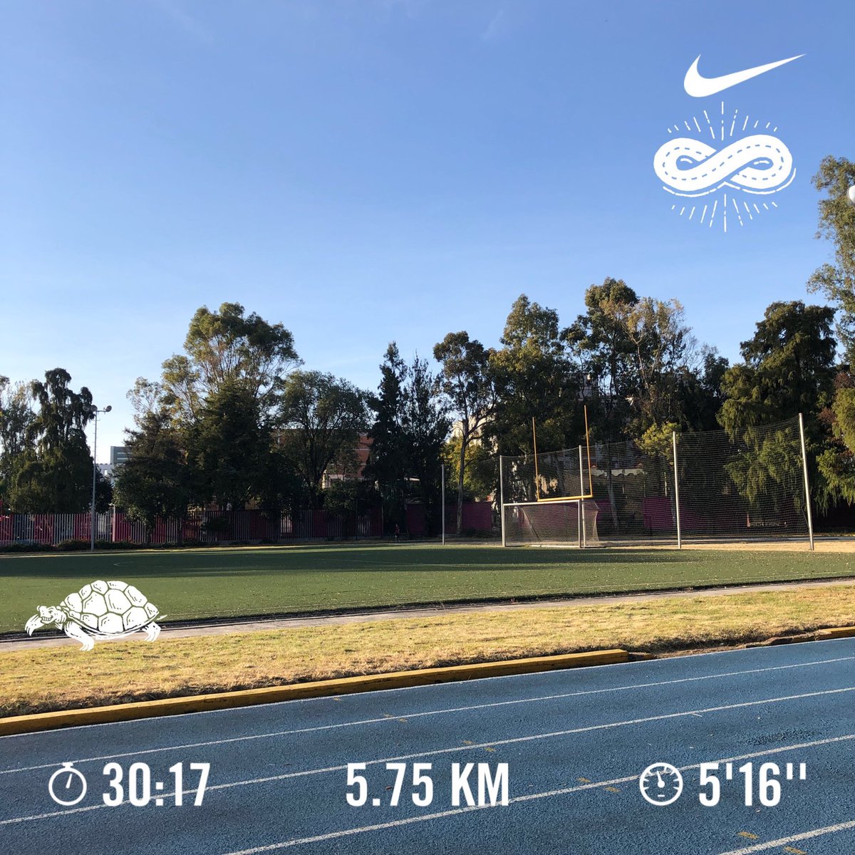 jorgediazes's tweet photo. Relax !!!
#YoElegíCorrer
#SanaDistancia
#HealthyDistance https://t.co/mDcYLDD1Y7
