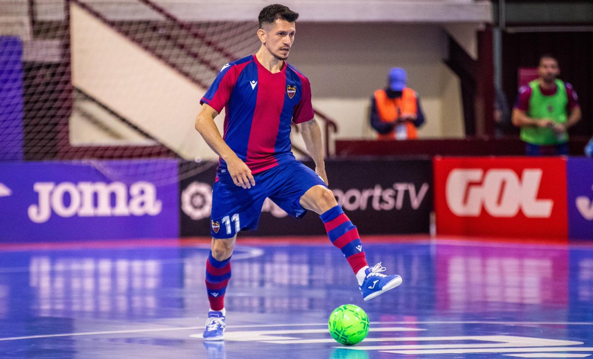 🗓 El #Levante ya tiene fecha para los partidos aplazados tras la resolución del Juez de Competición
J6 🆚️ #Jaén el 20/01/2021
J7 🆚️ #Betis el 09/01/2021 https://t.co/sZWge6l7ko