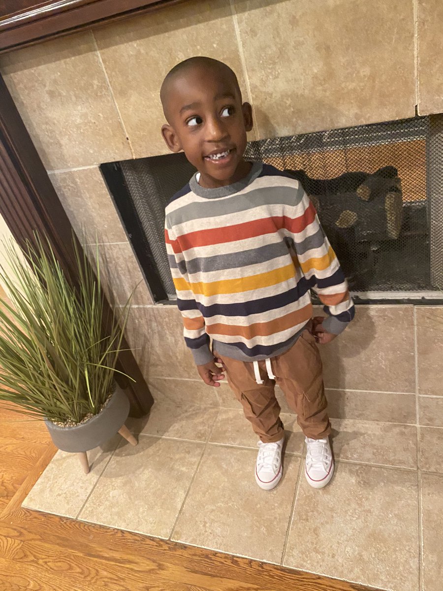 HAPPY THANKSGIVING 🦃 and many blessings to you all from my little nugget and I! He was such a great help to his mommy today, until he got tired of dealing with me I guess, and said he was “transforming into Roblox so I can’t find him”🥴🤦🏾‍♀️🤣