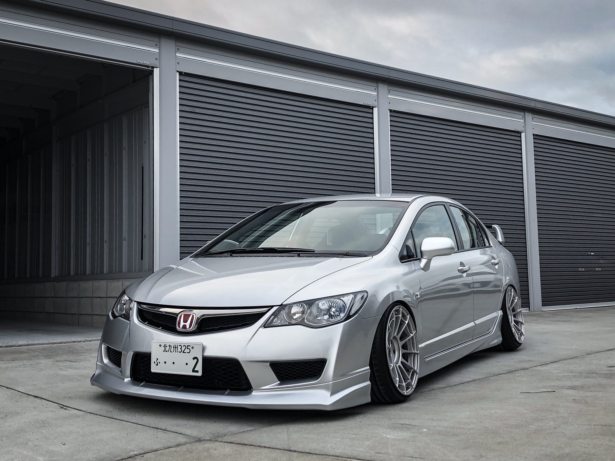 き ょ ん Twitterren この間とある女子にシビックの写真見せたら なんで車高短にするん タイヤを八の字にするの意味わからんしダサい もし彼氏がこれ乗ってきたら絶対に別れる ランクルとかjeep乗れ とボロクソに言われたので もうシビックに女子を乗せる き ょ ん Twitterren この間とある女子にシビックの写真見せたら なんで車高短にするん タイヤを八の字にするの意味わからんしダサい もし彼氏がこれ乗ってきたら絶対に別れる ランクルとかjeep乗れ とボロクソに言われたので もうシビックに女子を乗せる