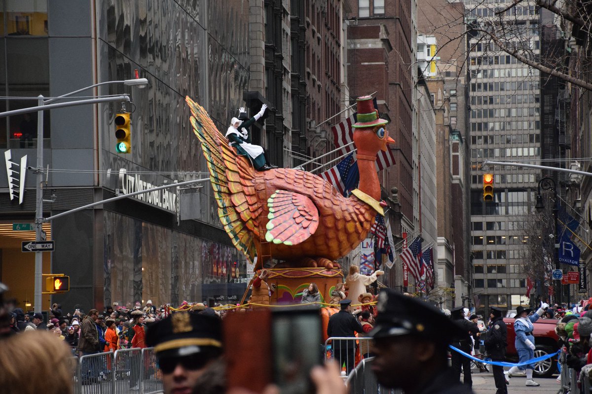 Happy Thanksgiving to our US mates, I hope you can enjoy your special day and stay safe.