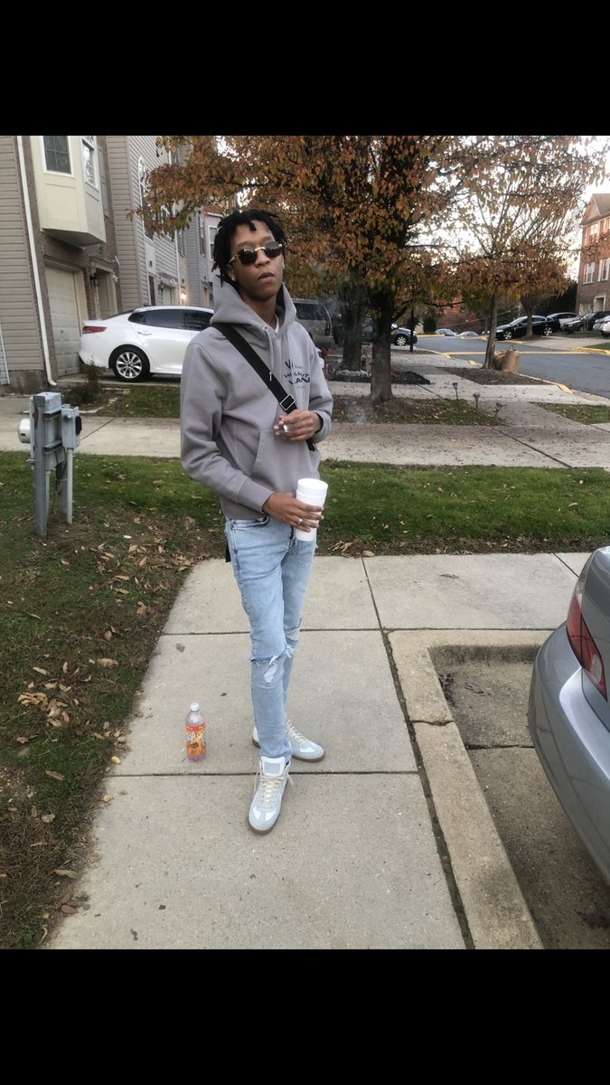 __TrapOrDie's tweet photo. im thankful for.... what’s left. #LLBRI https://t.co/jFzrzmxo3Y