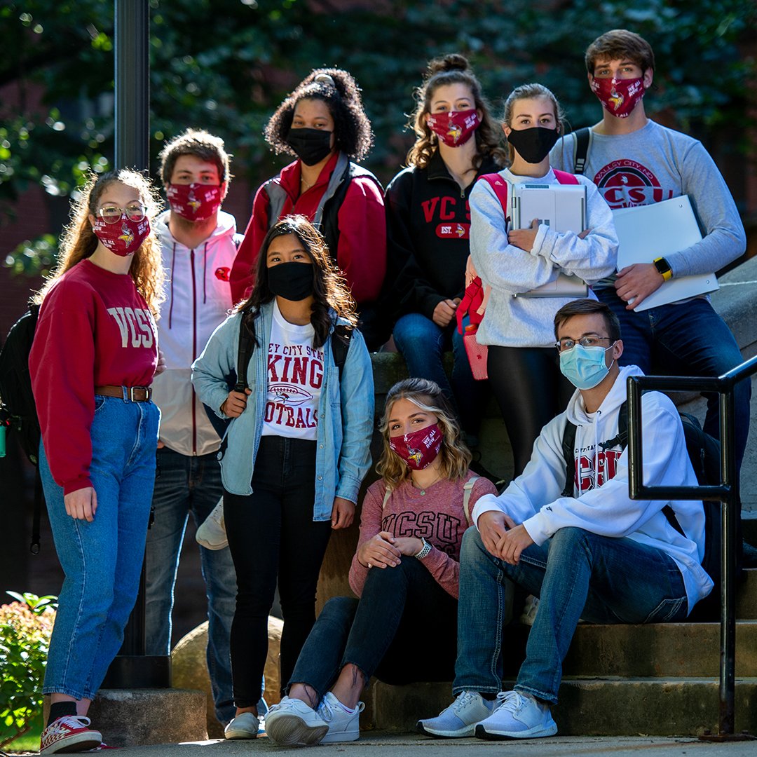 VCSU's tweet photo. In this challenging year, we're more thankful than ever for our VCSU family. ❤️

Happy Thanksgiving, Vikings! https://t.co/n520dhQG97