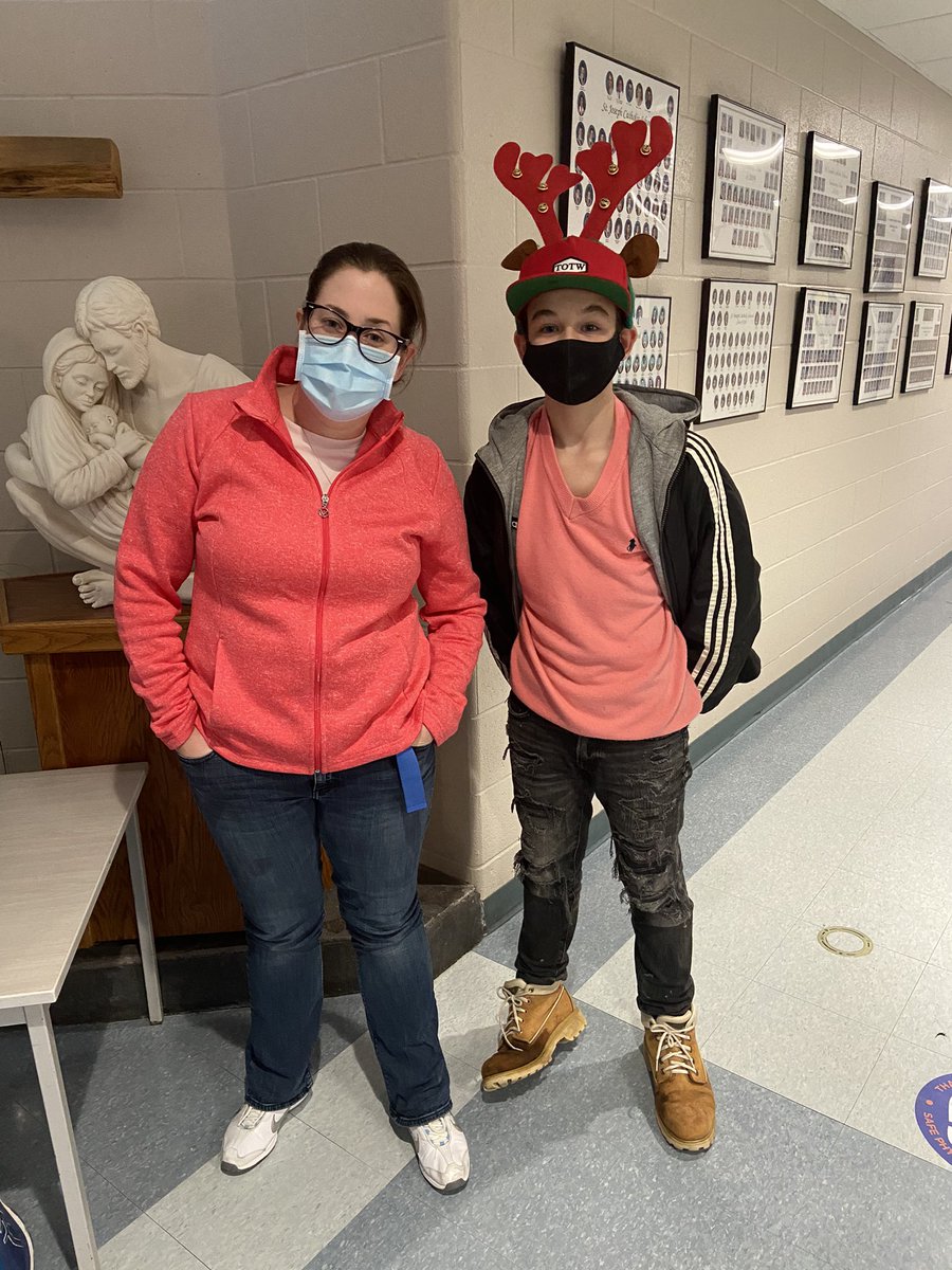 sjfgator's tweet photo. A big note of gratitude to our staff and students for taking a stand against bullying today by wearing pink. #LiveWithOpenArms #LoveWithAnOpenHeart #LearnWithAnOpenMind https://t.co/LzKo7jfDtE