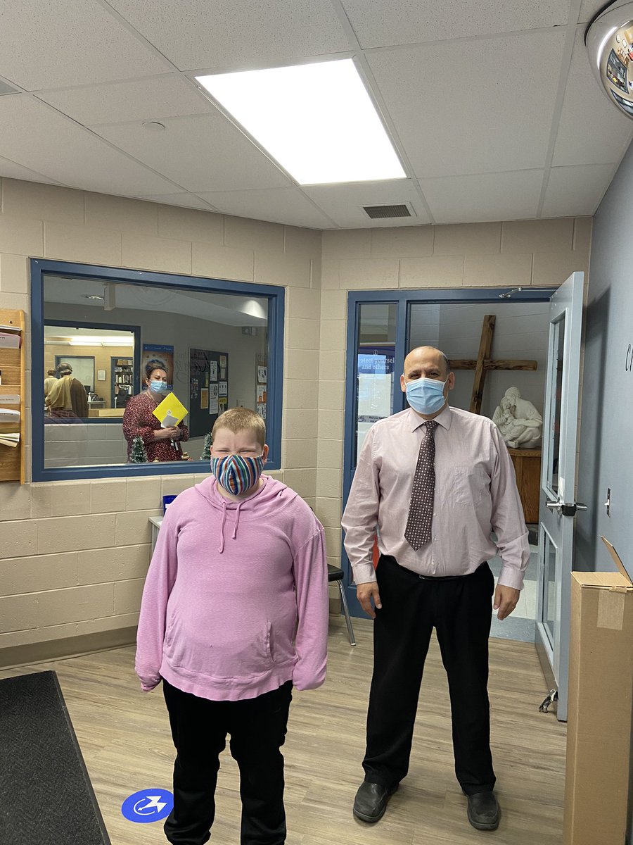 sjfgator's tweet photo. A big note of gratitude to our staff and students for taking a stand against bullying today by wearing pink. #LiveWithOpenArms #LoveWithAnOpenHeart #LearnWithAnOpenMind https://t.co/LzKo7jfDtE