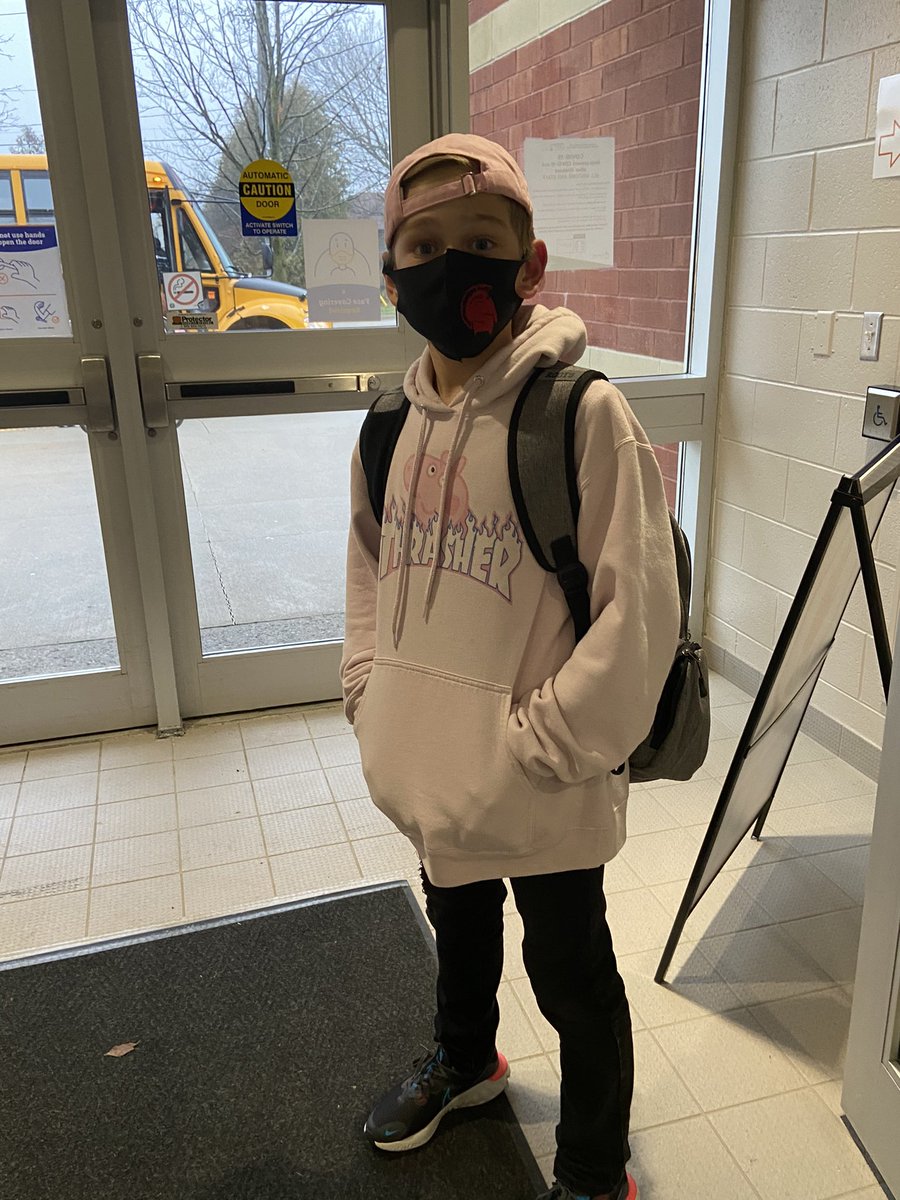 sjfgator's tweet photo. A big note of gratitude to our staff and students for taking a stand against bullying today by wearing pink. #LiveWithOpenArms #LoveWithAnOpenHeart #LearnWithAnOpenMind https://t.co/LzKo7jfDtE