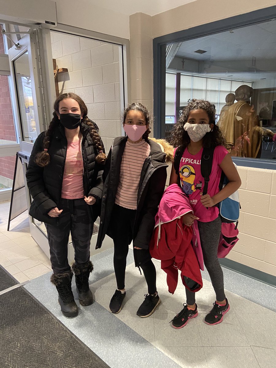 sjfgator's tweet photo. A big note of gratitude to our staff and students for taking a stand against bullying today by wearing pink. #LiveWithOpenArms #LoveWithAnOpenHeart #LearnWithAnOpenMind https://t.co/LzKo7jfDtE