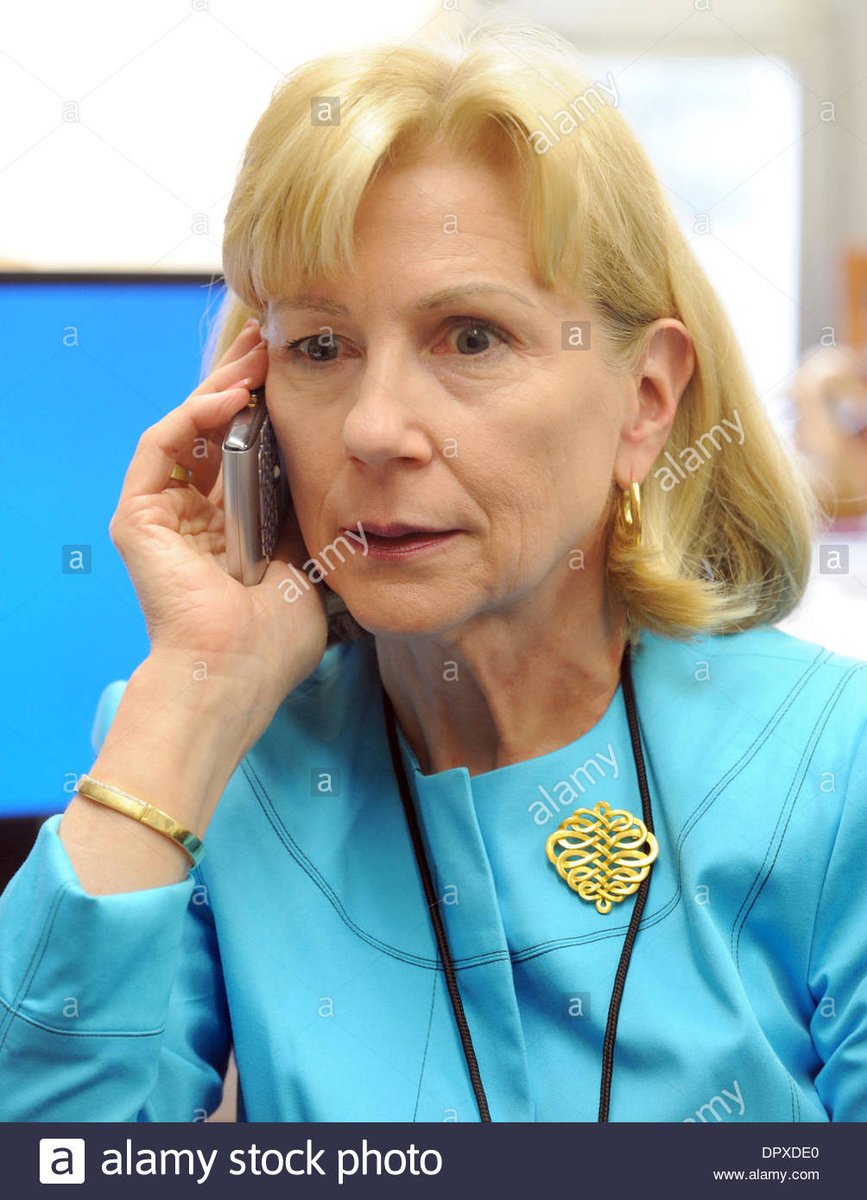 ivanajpavlovic's tweet photo. Dr #NancyCox
Kao istraživač u američkom Centru za kontrolu I preventivu bolesti, u to vreme prima donacije Međunarodne federacije proizvođača farmaceutskih proizvoda I radi na polju istraživanja vakcina i izolacije virusa. https://t.co/mQync2z1Ll