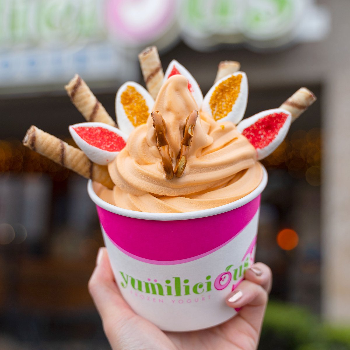 Happy #Thanksgiving, y'all! 🦃 We are incredibly thankful for all the love we've received this year! From the bottom of our hearts, THANK YOU for continuing to support small business like us. 💕 ⁣⁣