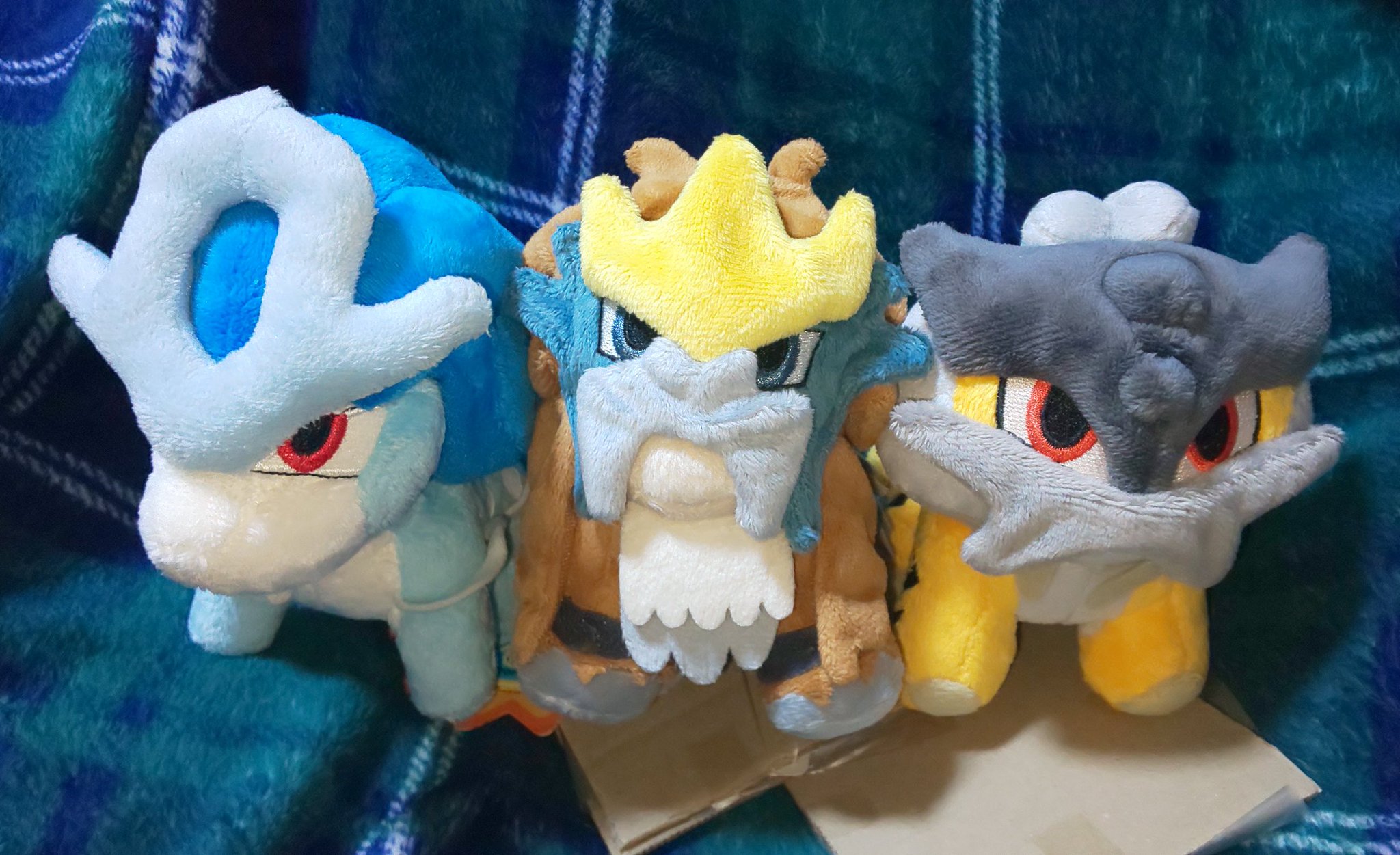 激レア非売品］ポケドール 色違いエンテイドール 非売品