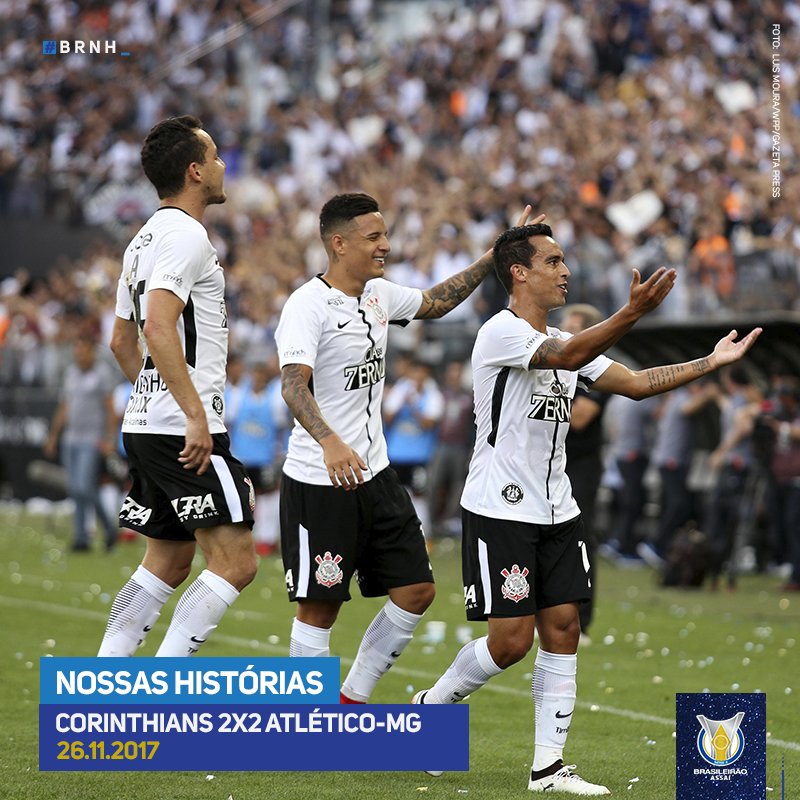 Brasileirao's tweet photo. Achou que não ia ter #BRNH hoje? Claro que tem! E especial... Salve o @Corinthians! Campeão de 2017 e levantou a taça nesse empate. Tava lá, torcedor? https://t.co/3nfqOoVFk4