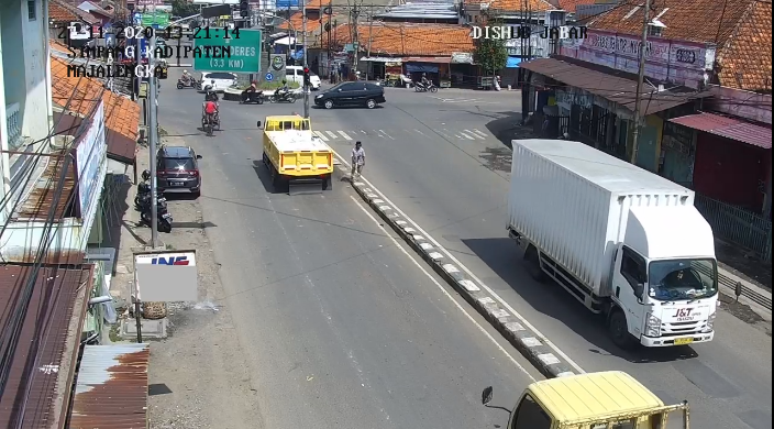 dishub_jabar's tweet photo. 13:21 | Pantauan arus lalin terkini di ruas jalan #Kadipaten #Majalengka #LalinJabar #infolalin #infoll #DishubJabar #JujurBerkendara #JujurDiJalan #jagajarak #pakaimasker #cucitangan https://t.co/oatT8rxRTr