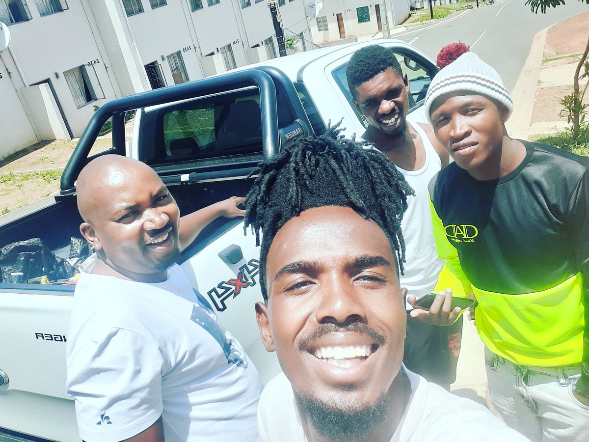ArmyG5's tweet photo. Preparation with King ,MusiholiQ and X-wise

Woza Mhlaka4 Okhambeni Lounge with Big Zulu ,MusiholiQ ,Anzo and Local Acts from 18:00 till late R50 General R150 VIP R50 CoolerBox

#MotiveMedia
#FirstClassEnt https://t.co/BQrizhPPl9