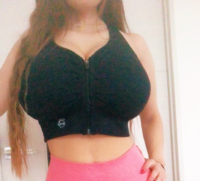 渋谷ゆりちゃんのフィットネスウェア♡ https://t.co/9V1wH6V1RV