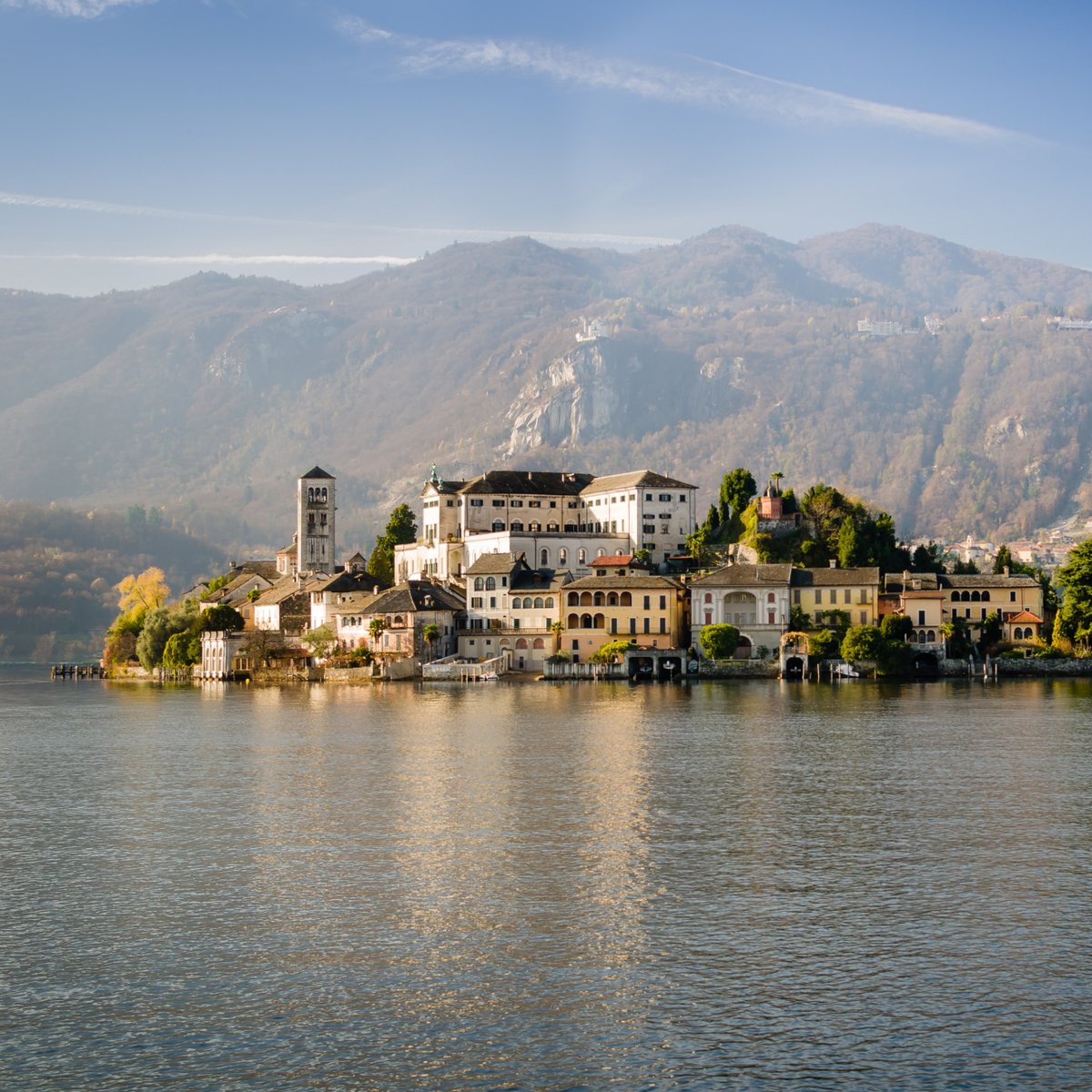 Stunning lakes of Northern Italy:

🌎 Garda

🌎 Como

🌎 Iseo

🌎 Orta

🌎 Ledro
#satisfytravel_direction #italylakes #northernitaly #garda #gardalaketravel
#traveleurope #comolaketoday #lakecomo #lakeiseo #lakeorta #ledro #lakeledro #azurewaters