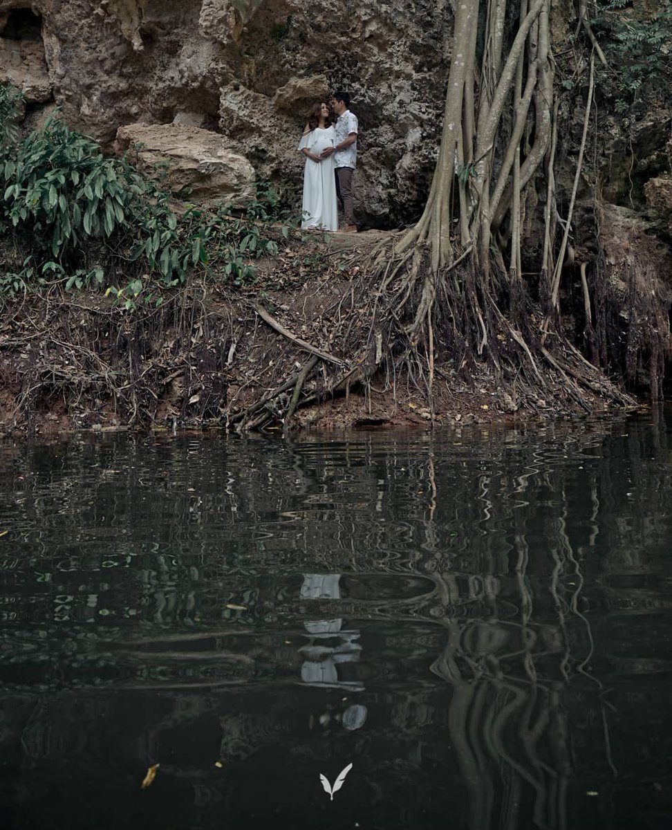 FeathersStudio's tweet photo. Masa mula mula buat Maternity shoot, suka dua2 moments ni 😍📸 https://t.co/IjB06ENTcF