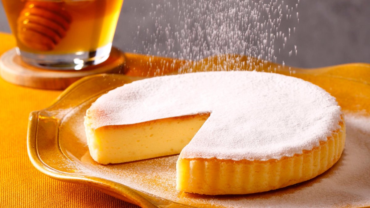 公式 チーズガーデン 東京ハニーチーズケーキ 新登場 東京ソラマチ店限定の新商品の販売が決定しました まろやかなハチミツの甘みとしっとりと優しい食感が魅力です チーズケーキ スイーツ T Co Imm13ee5gt