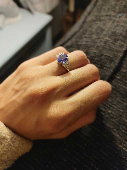 Mx_Crowned’s pics and videos