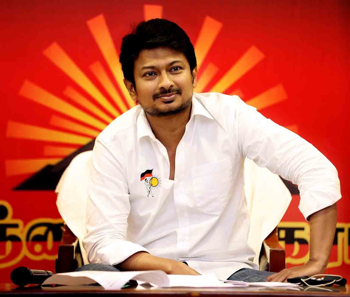 AjithApj5's tweet image. இன்று பிறந்தநாள் காணும் 
கழக இளைஞர் அணி செயலாளர் 
#இளையதலைவரை 
சேலம் மாநகர திமுக அழகாபுரம் பகுதி சார்பில் வாழ்த்தி மகிழ்கிறோம் ...

அன்புடன் :
#AjithApj அழகாபுரம் 4 வது கோட்ட‌ம் தகவல் அணி