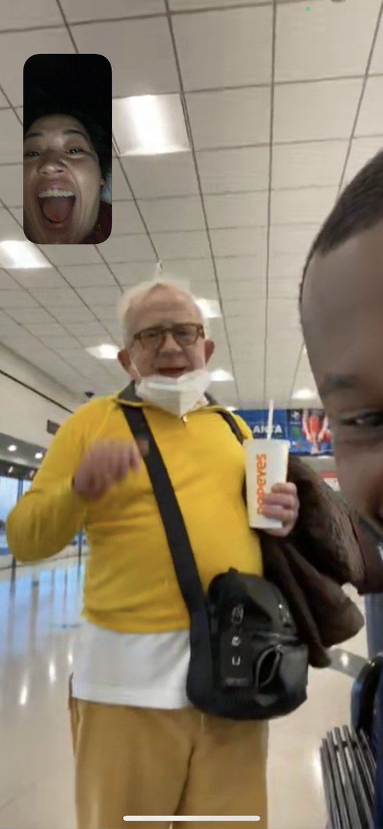 battyperez13's tweet image. I talked to @thelesliejordan on FaceTime today, and that’s the best thing to happen to me all year! I LOVE HIM. I was so hype! Thank you @_Trillology for making that happen for me! 💖🥰😍😂 #wellshit #whatareyalldoing