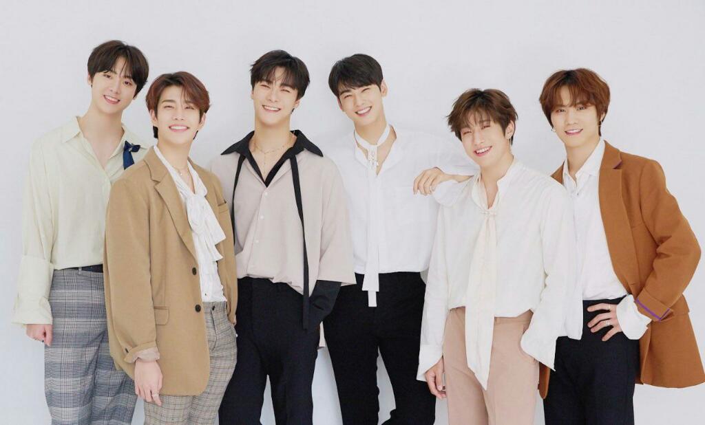 AUDTeam_'s tweet photo. 📣[FBxTWT #AUDTeam BBS50 ALERT]

#AROHA Attendance for the day!
 💖10 Places🗻
 💖10 Countries in Asia🌎
 💖5 Astro Rise Up Tracks🎶
📍Reply separately
📍Use #아스트로 (for brand rep)
📍Tag @offclASTRO.(Please untag before retagging them in your replies)

🔐200 replies https://t.co/Adu4tUdotf