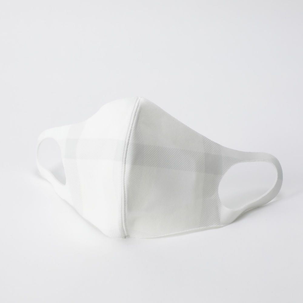 ご好評につき完売したCBチェックマスクの第二弾が12月2日(水)より原宿