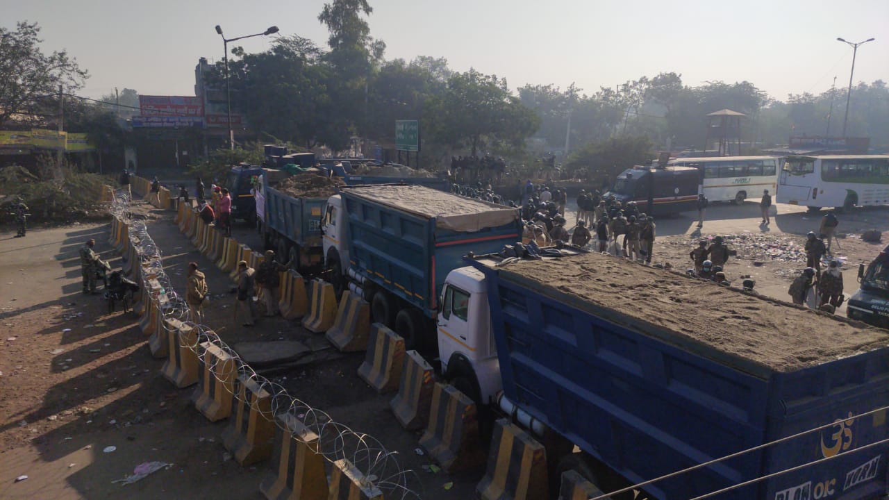 Punjab farmers reached Singhu border in Delhi as a part of 'Dilli Chalo' agitation against farm laws 2020, passed by the Union government.