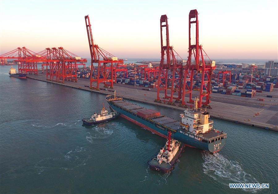 как называется единственный глубоководный порт. глубоководный порт нинбо. порт гданьск польша. морской порт шанхай. новый порт гданьск.