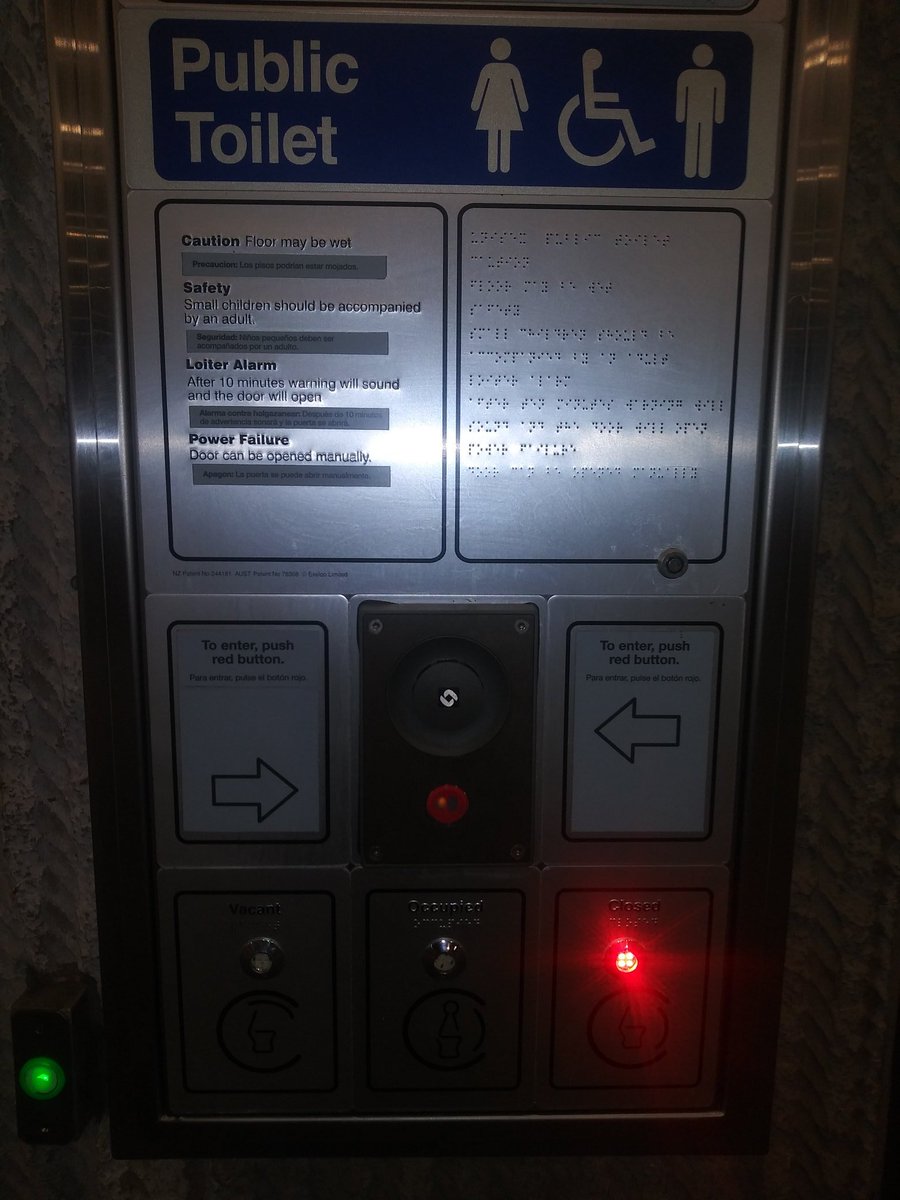 MrDavidBrooks's tweet photo. Hey Marta....how about letting people know they can't use the restroom during operating hours versus having the assigned station attendant yell at me and have the officer on duty, who was having a personal conversation on his phone talk to me as if I was disturbing him🤦🏾‍♂️ https://t.co/AytribV0JZ