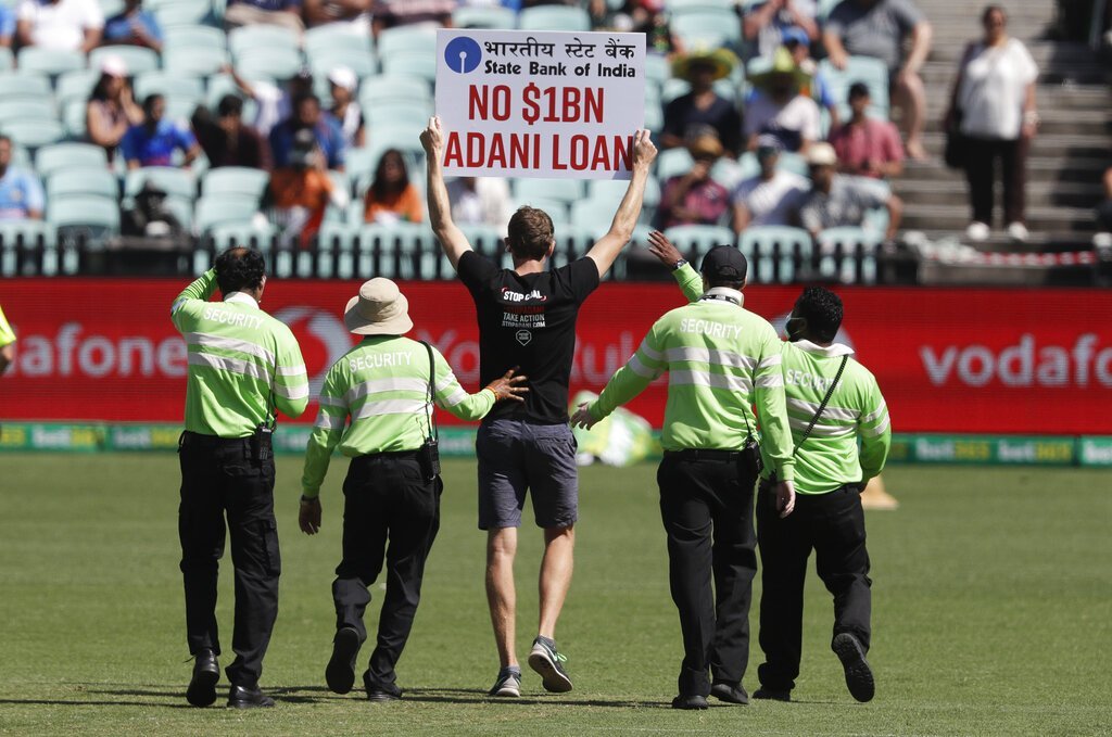 conradbeckham's tweet photo. LEGENDS Exposing Adani's Scam in Austrailia too. 🙌

#SaveMollem #GoyantKollsoNaka #MagicalMollem https://t.co/qHwlyIzRDA