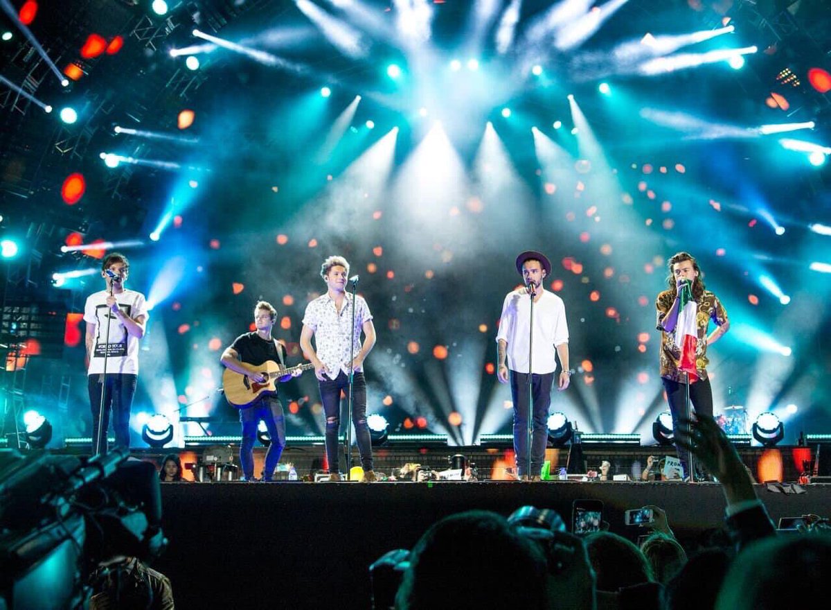 AbrilcavPink's tweet photo. @Official1DMex  #1DPremiosTelehit 
Tu y yo tenemos historia ❤️ https://t.co/VV3Bdwvzze