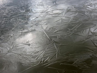 EnzltdOUwAAWlW5?format=jpg&name=small