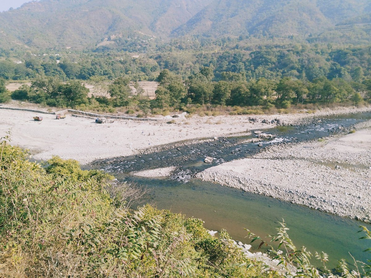 Dr S C Thaledi Confluence Of Both The River Nayar East West Which Flows From The Doodhatoli Hills Of Garhwal And Meets Together Near Satpuli At Barkholu Naugaon Area And Again Dr S C Thaledi Confluence Of Both The River Nayar East West Which Flows From The Doodhatoli Hills Of Garhwal And Meets Together Near Satpuli At Barkholu Naugaon Area And Again