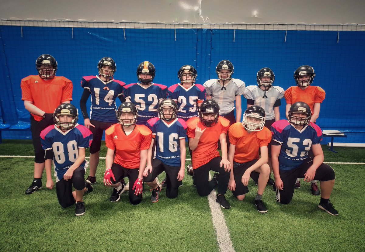 Медведи участвуют в проекте "Контактный футбол"! 

Спасибо <a href="/Depsporta_63/">Департамент физической культуры и спорта г. Самара</a> за поддержку проекта! 

В период удаленки, спорт для ребят становится важен как никогда раньше! 

#самарскийспорт #самараспортивная #Самара #самарскийфутбол #контактныйфутбол