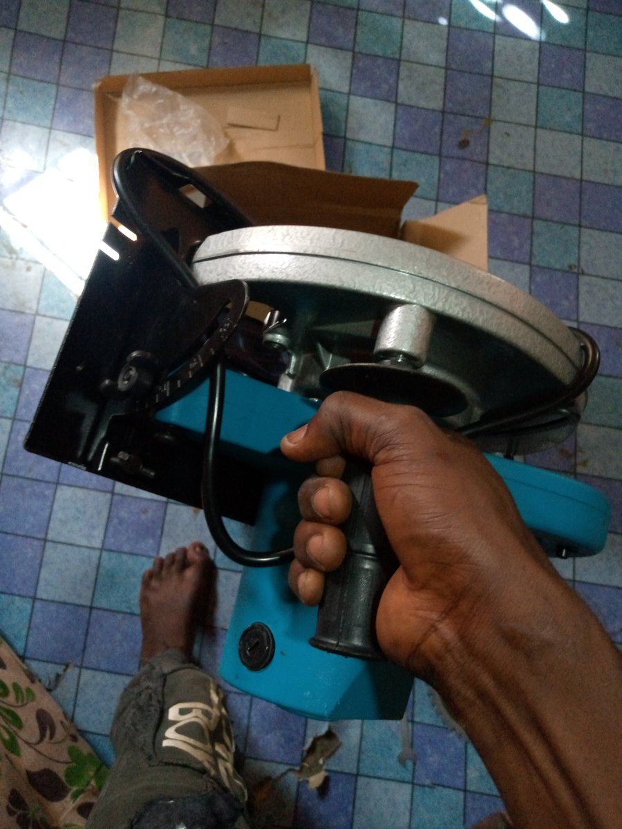 EOmobaba's tweet image. @Zlatan_Ibile @NastyBlaq  I can't afford ps5 but I brought a millions of naira  🙏#PS5 @instablog9ja @BrymOlawale @Olofofonaija247