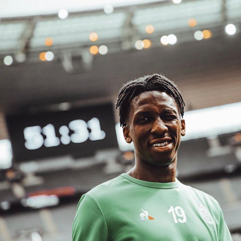  Story #04- 8 choses à savoir sur Yvan Neyou -Véritable galérien dans ses jeunes années, le Camerounais s’impose à Saint-Etienne comme un joueur à suivre Thread 