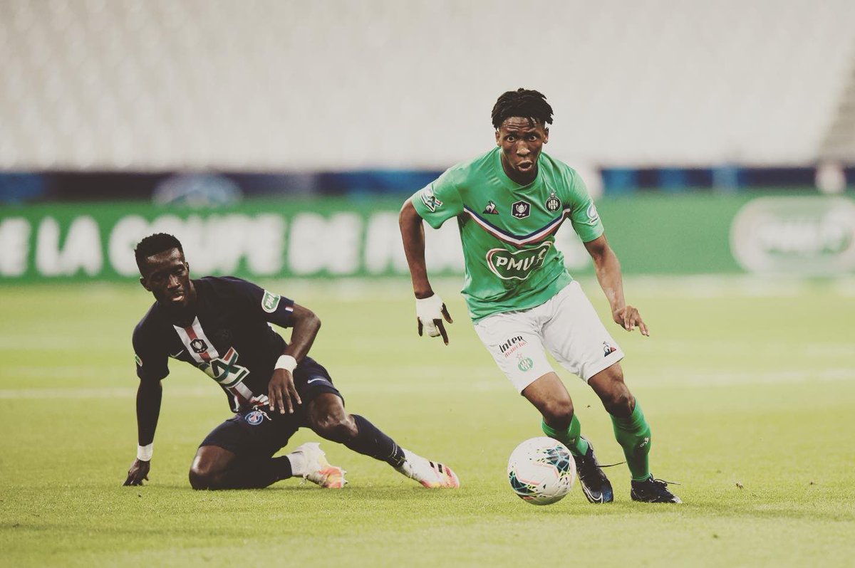  Baptême du feu réussiArrivé en prêt par Saint-Etienne le 9 juillet 2020, il saute dans le grand bain quelques jours plus tard en finale de Coupe de France face au PSG. 45 très bonnes minutes.« On ne pouvait pas s’attendre à une telle production de sa part » admet Puel.