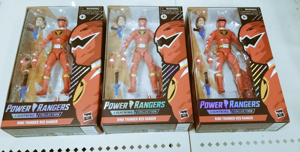MarkusUC26's tweet photo. I just bought 3 #DinoThunder #RedRanger #SpectrumSeries figures if anyone is interested @razzle1337 @SDagger02 @DRomanod25. #Target #PowerRangers #LightningCollection #Exclusive https://t.co/pDKfiSvnsS