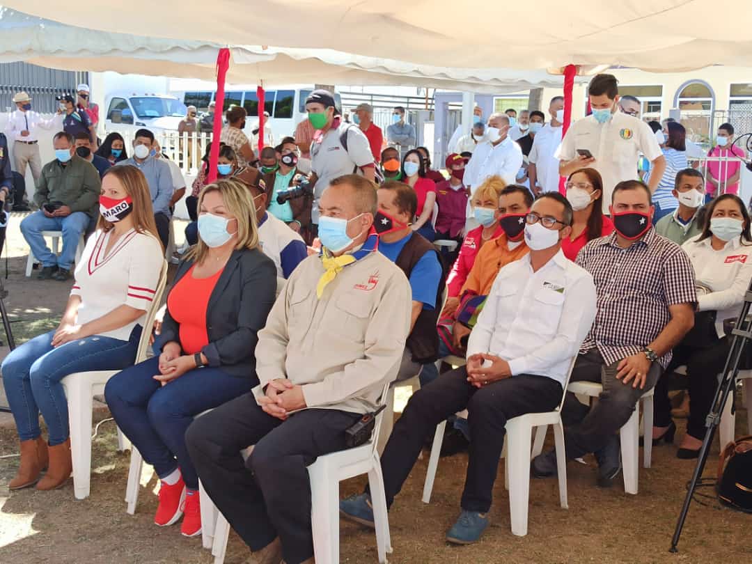 Así fuimos acreditados los diputados de la Patria del estado  #Bolívar junto al Gobernador @GobJustoNoguera, ante el CNE regional @juntaregionalc1 @ve_cne 
#TriunfóLaPaz @NicolasMaduro @dcabellor @PartidoPSUV @GPPSimonBolivar @dcabellor @CCDariovivas