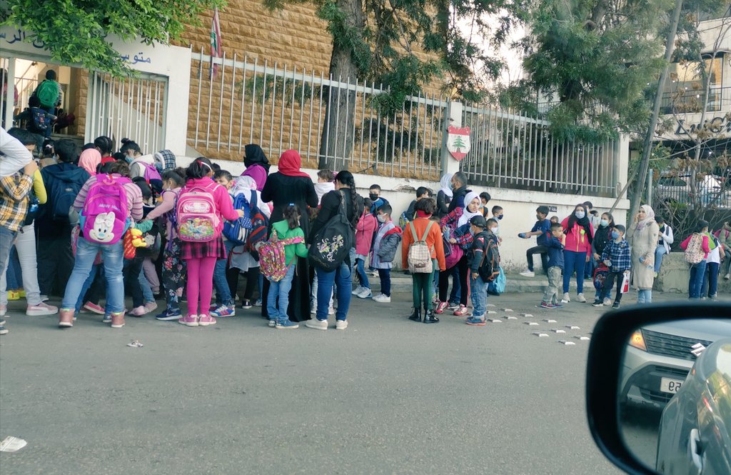 #التباعد_الاجتماعي على أصولو!!