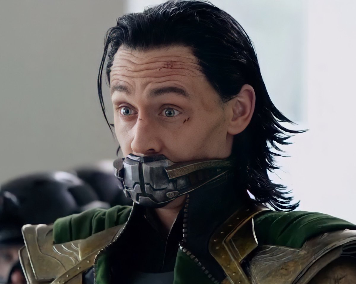 Lokieed's tweet photo. *2020 is about to end*

*Loki in December* 

YOUR SAVIOR IS HERE https://t.co/2FJJQ0FTxr