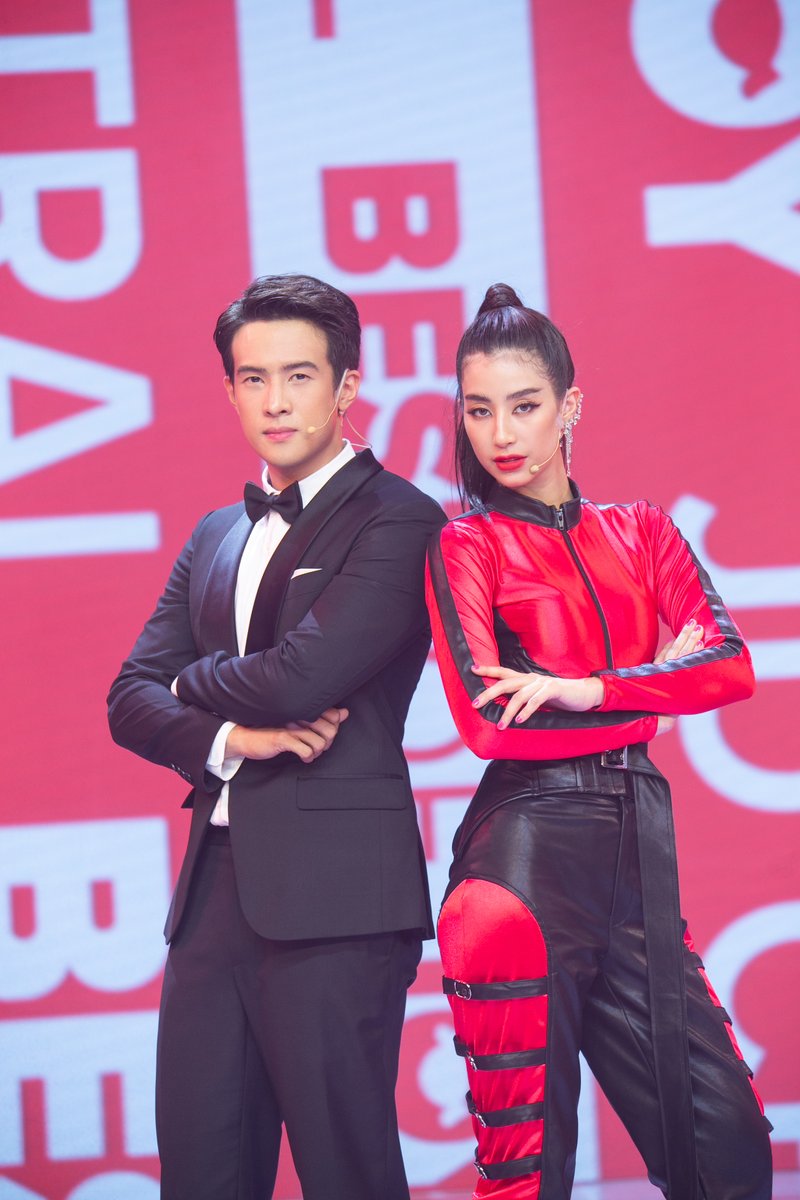 joyjdth's tweet photo. งู้ยยยย รักทั้งคู่แล้ววววว 

ปีนี้ JD CENTRAL จัดให้ อยากให้ทุกคนมีความสุขในคืนข้ามคืน 12.12 ไปพร้อมๆกันเลย 

#เจมส์มิ้นต์ #มิ้นต์ชาลิดา #เจมส์มาร์ #james_jamesma #mint_chalida #JDCENTRAL #JDCENTRAL1212 #JDCENTRAL1212TvShow https://t.co/wwFc4EFKRF