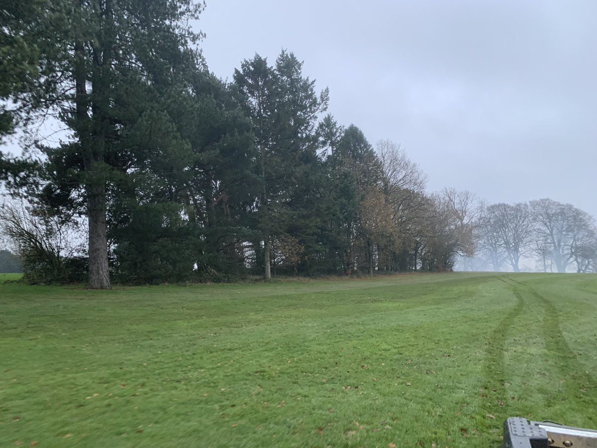 Goring & Streatley GC greenkeepers tweet media